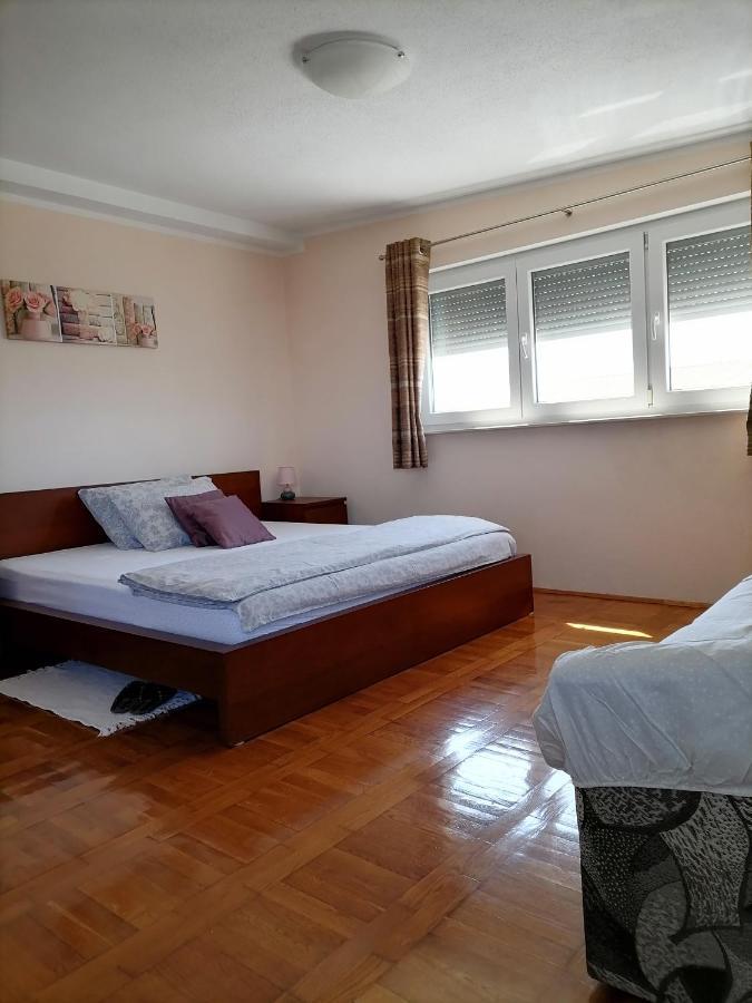 Guesthouse Marijana Lozovac Extérieur photo
